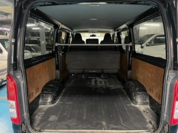 Toyota Hiace Van Long DX GL package 2014