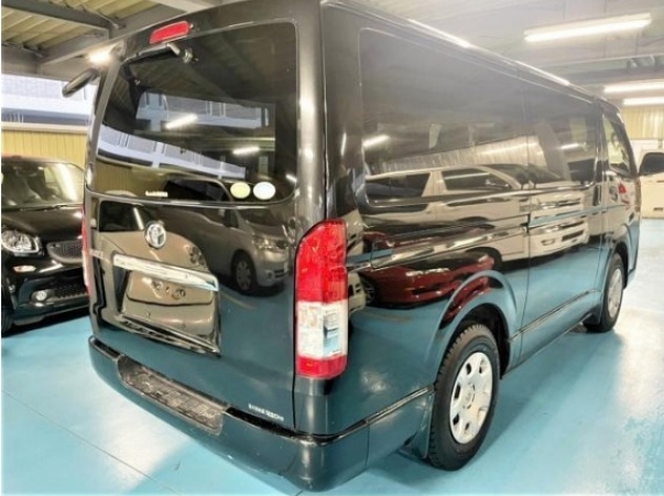 Toyota Hiace Van Long DX GL package 2014