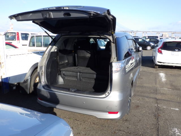 Toyota Estima Aeras Premium 2014