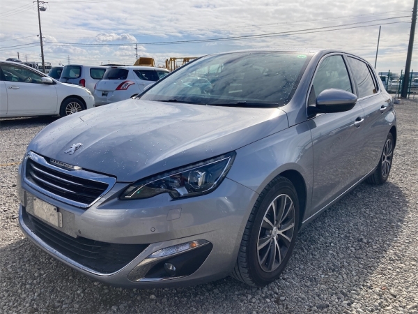 PEUGEOT 308 1.2 2015
