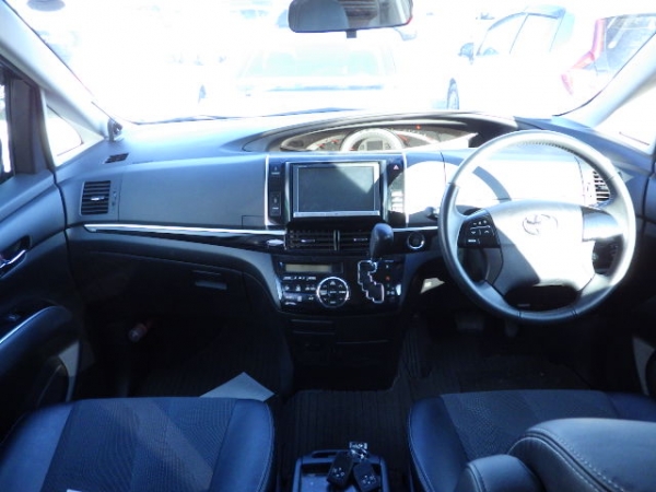 Toyota Estima Aeras Premium 2014