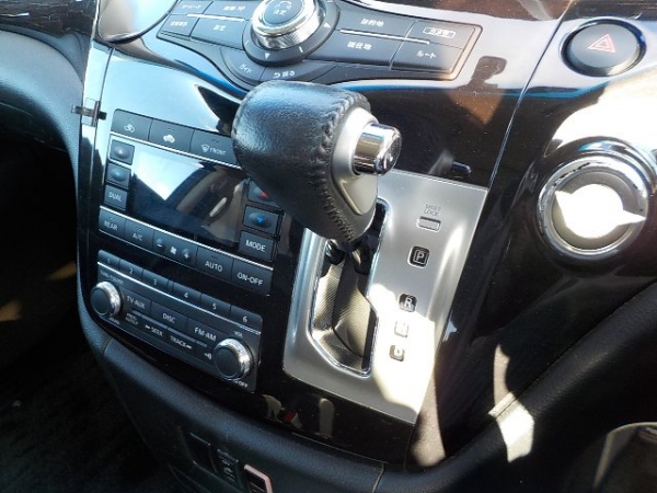 Nissan Elgrand 350 HIGHWAY STAR 2010