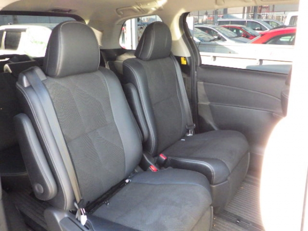 Toyota Estima Aeras Premium 2014