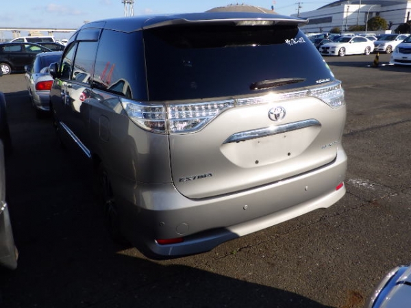 Toyota Estima Aeras Premium 2014