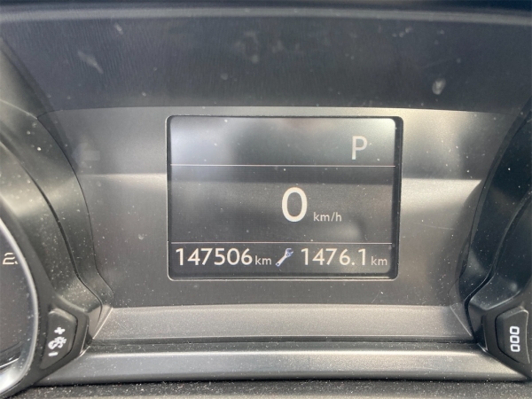 PEUGEOT 308 1.2 2015