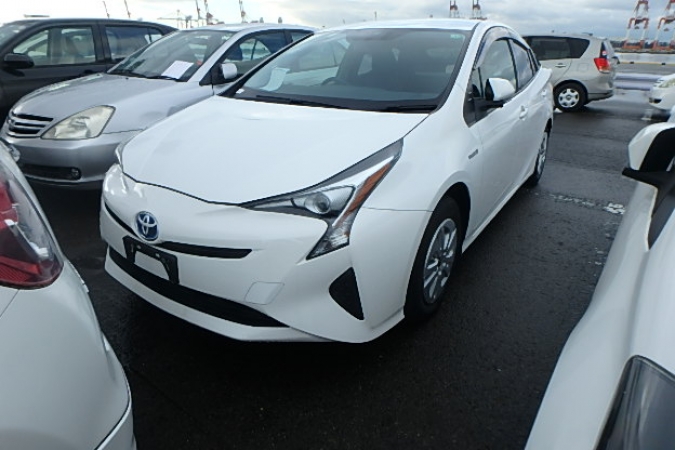 Toyota Prius S 2016