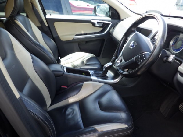 Volvo XC60 T5 R DESIGN 2012