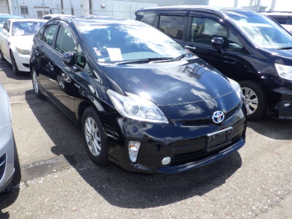 Toyota Prius S 2015