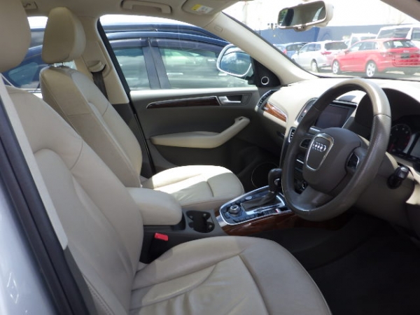 Audi Q5 TFSI QUATTRO 2009