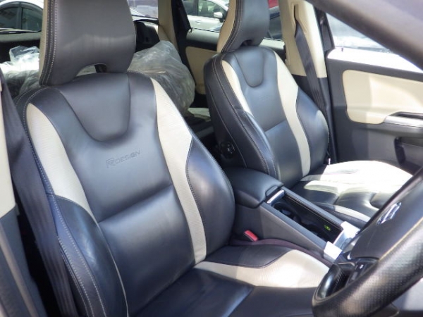 Volvo XC60 T5 R DESIGN 2012