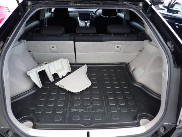 Toyota Prius S TOURING GS 2015