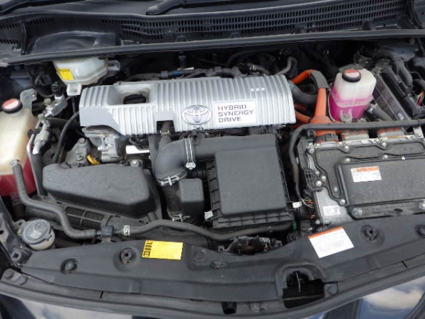 Toyota Prius S TOURING GS 2015