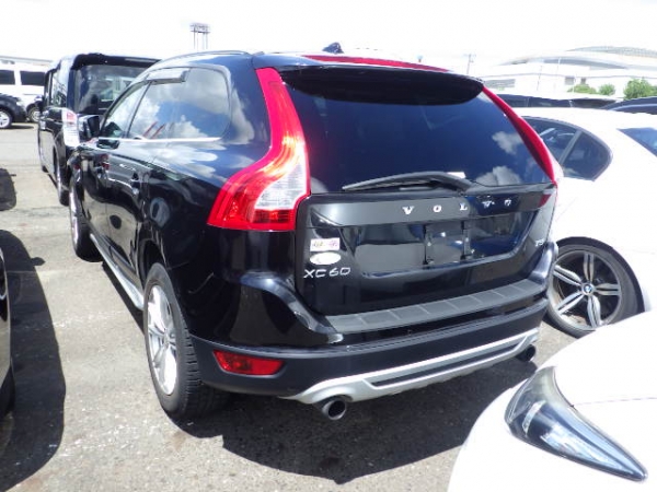 Volvo XC60 T5 R DESIGN 2012