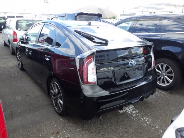 Toyota Prius S TOURING GS 2015