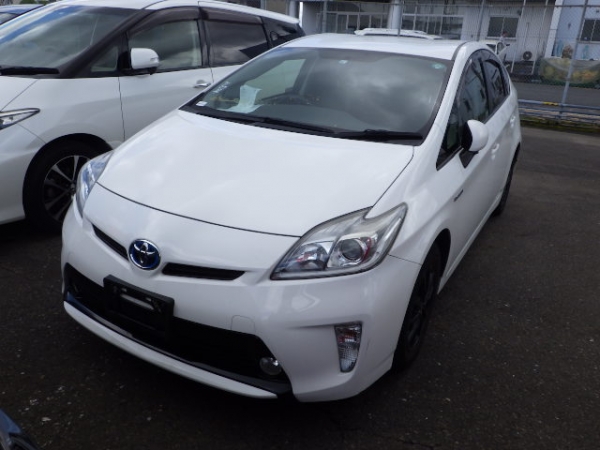 Toyota Prius S 2015