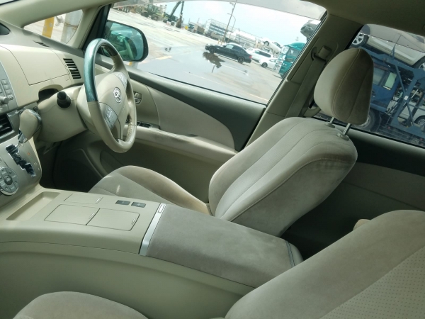 Toyota Estima G 2008