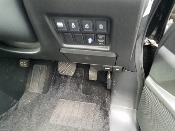 Nissan Elgrand 350 HIGHWAY 2010