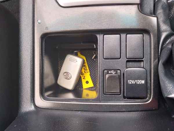 Toyota Land Cruiser Prado TX 2015