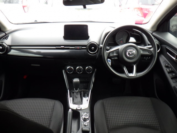 Mazda Demio S LED 2019