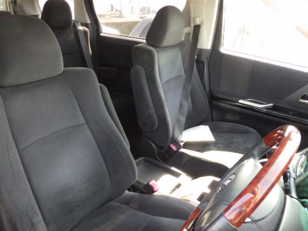 Toyota Vellfire Platinum Selection 2010