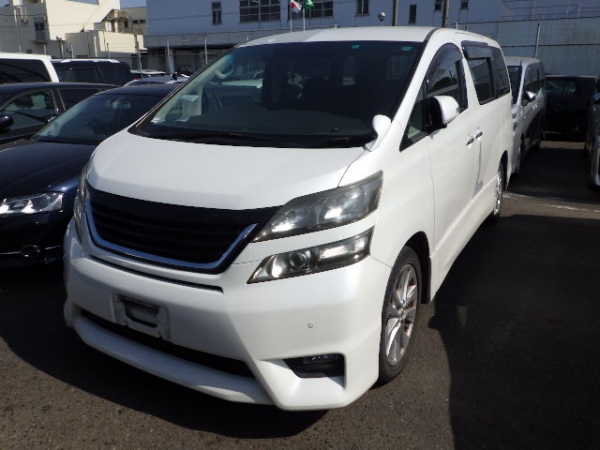 Toyota Vellfire Platinum Selection 2010