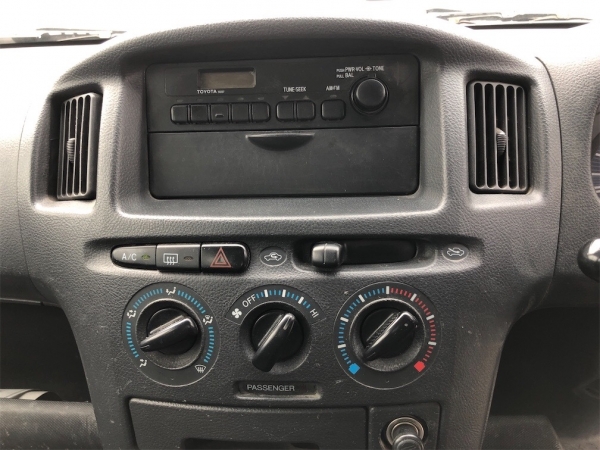 Toyota Succeed U 2008