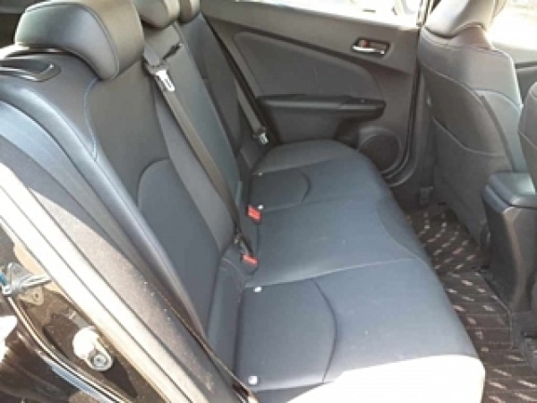 Toyota Prius S Touring Selection 2015