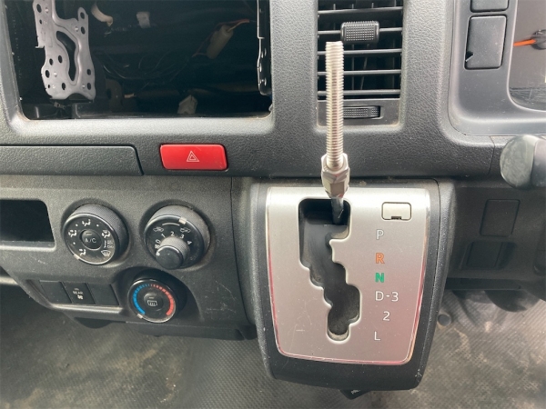 Toyota Regius Super GL package 2014