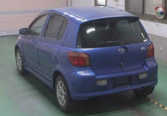 Toyota Vitz RS 2002
