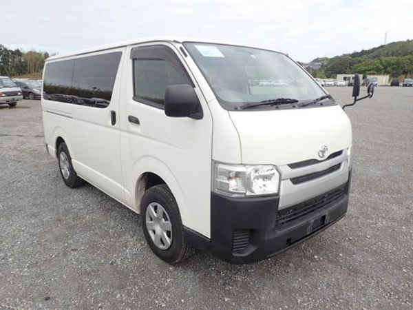 Toyota Hiace Van Long DX 4WD 2015