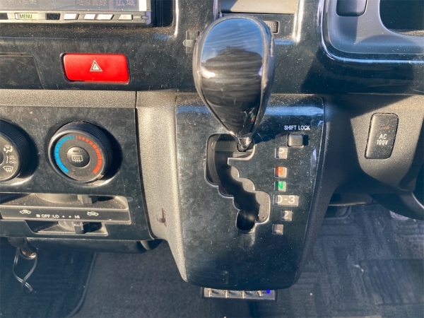 Toyota Hiace Van Super GL 2007